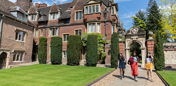 Pembroke College1.png